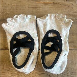 Toe Socks Women’s yoga Socks with Black Straps